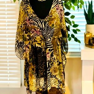 Diva collection butterfly blouse